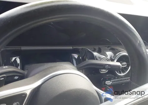 2021 Mercedes-Benz Gla 250 4Matic z USA, uszkodzony, nr VIN W1N4N4HB4MJ249989